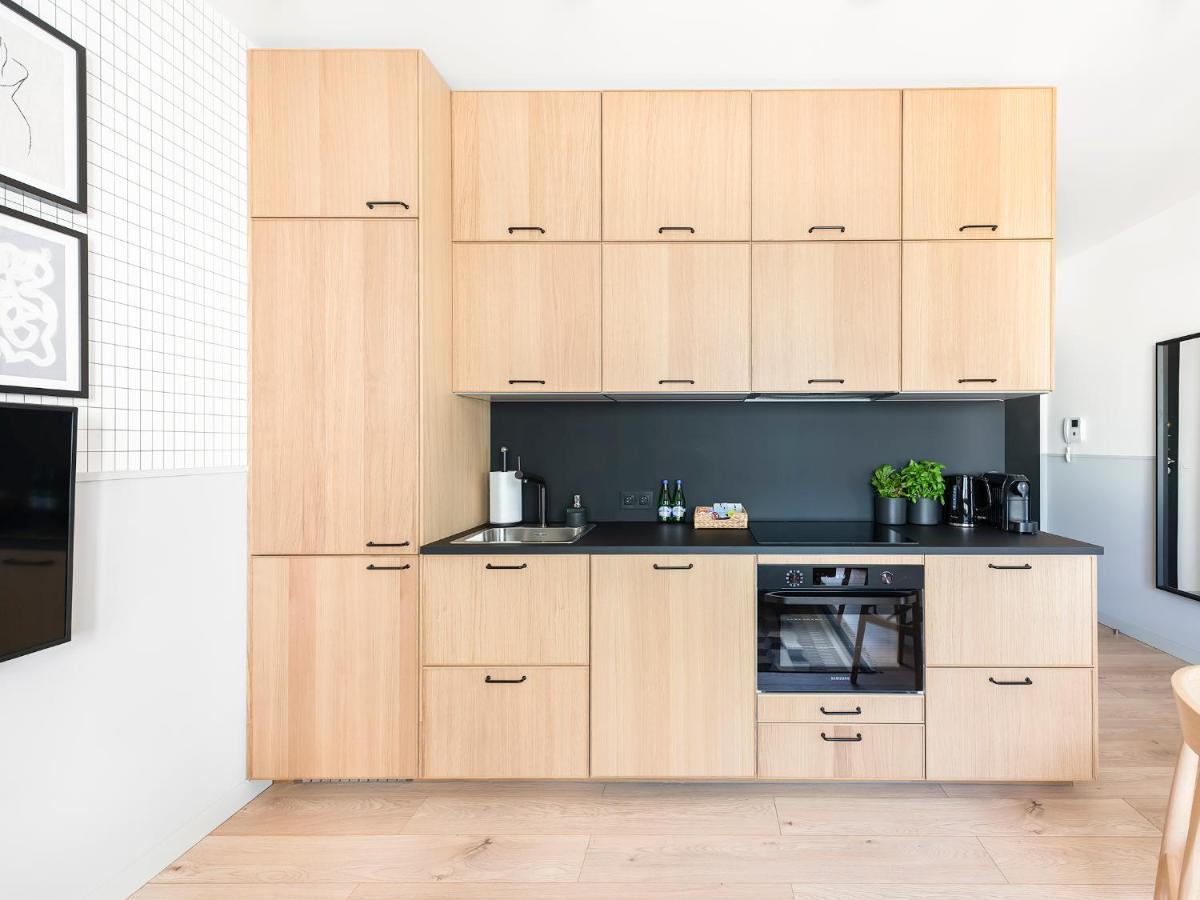Yoursecondflat Grzybowska Metropoint 바르샤바 외부 사진