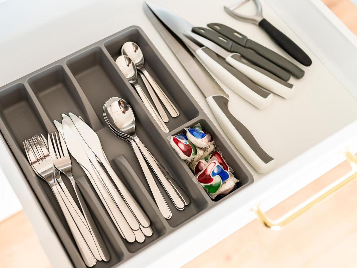 Yoursecondflat Grzybowska Metropoint 바르샤바 외부 사진